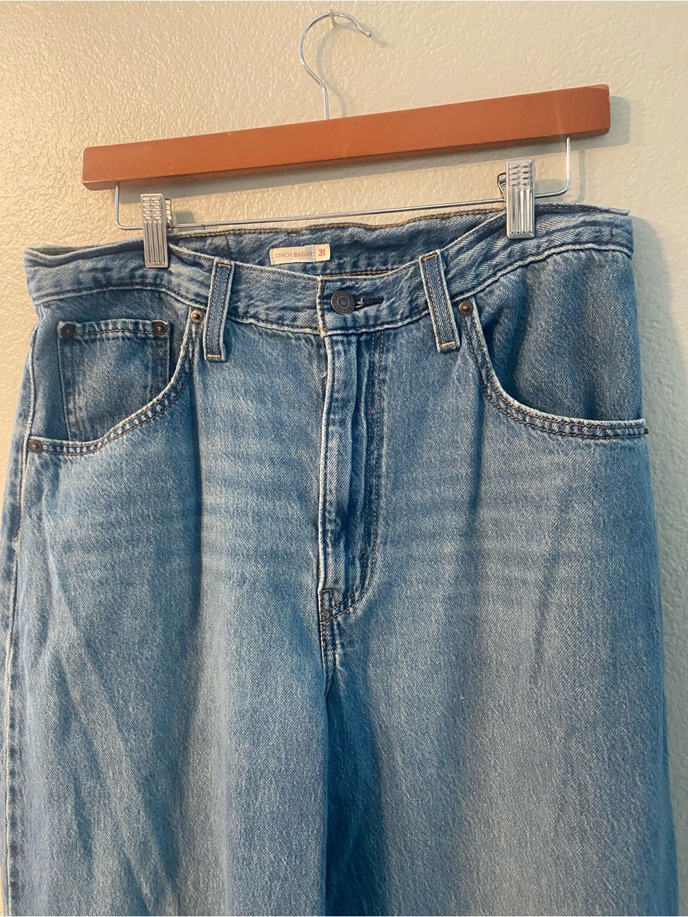 Levi's Cinch Baggy Jeans - Light Blue Size 31 - Picture 3 of 13